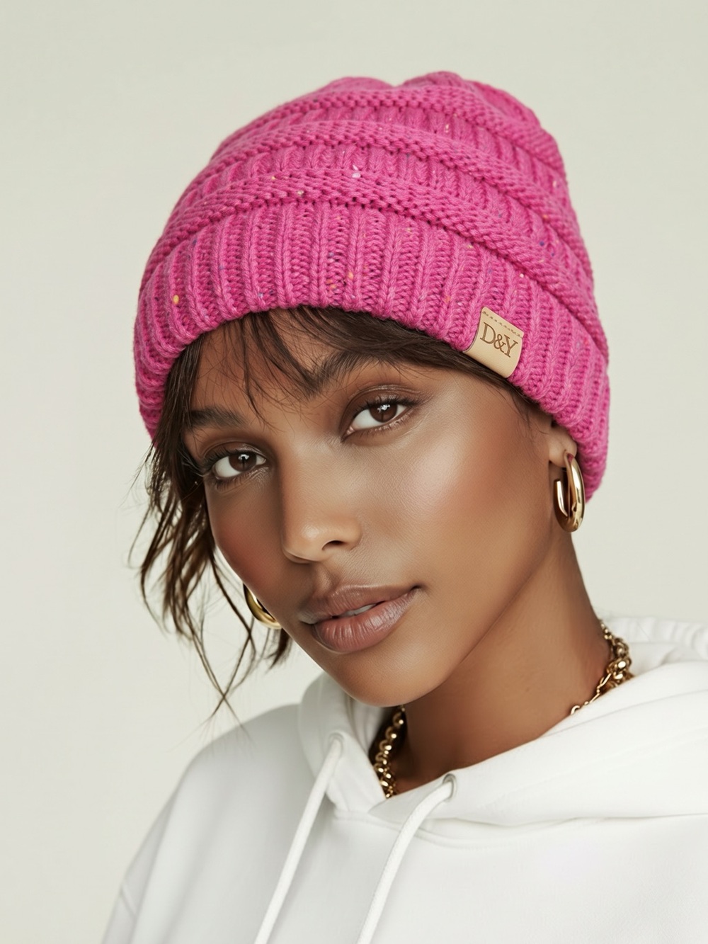 NWT David & Young hot pink speckled logo beanie
Make a decent offer!!!